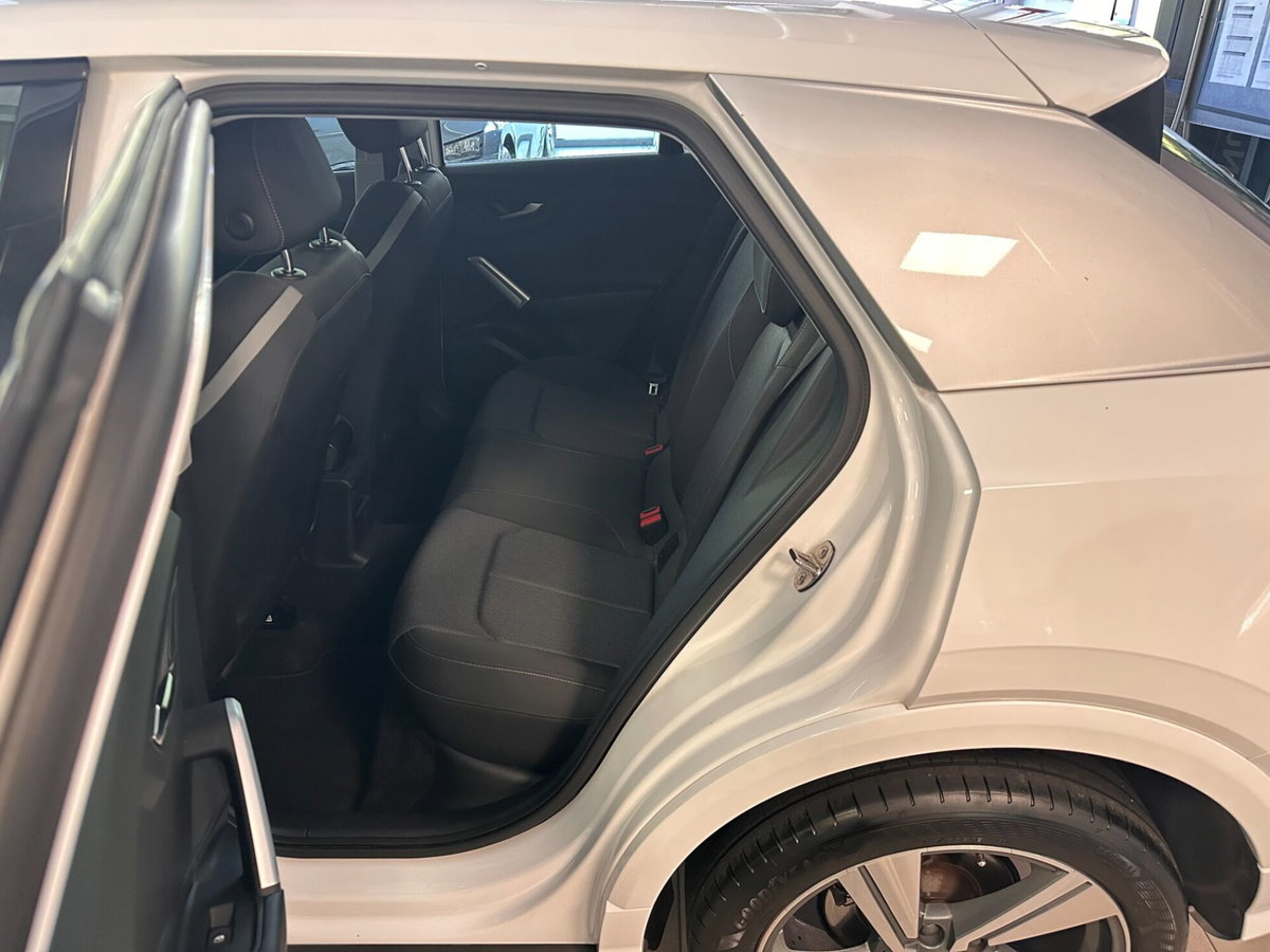 Audi Q2 Q2 30 TDI Business (7)