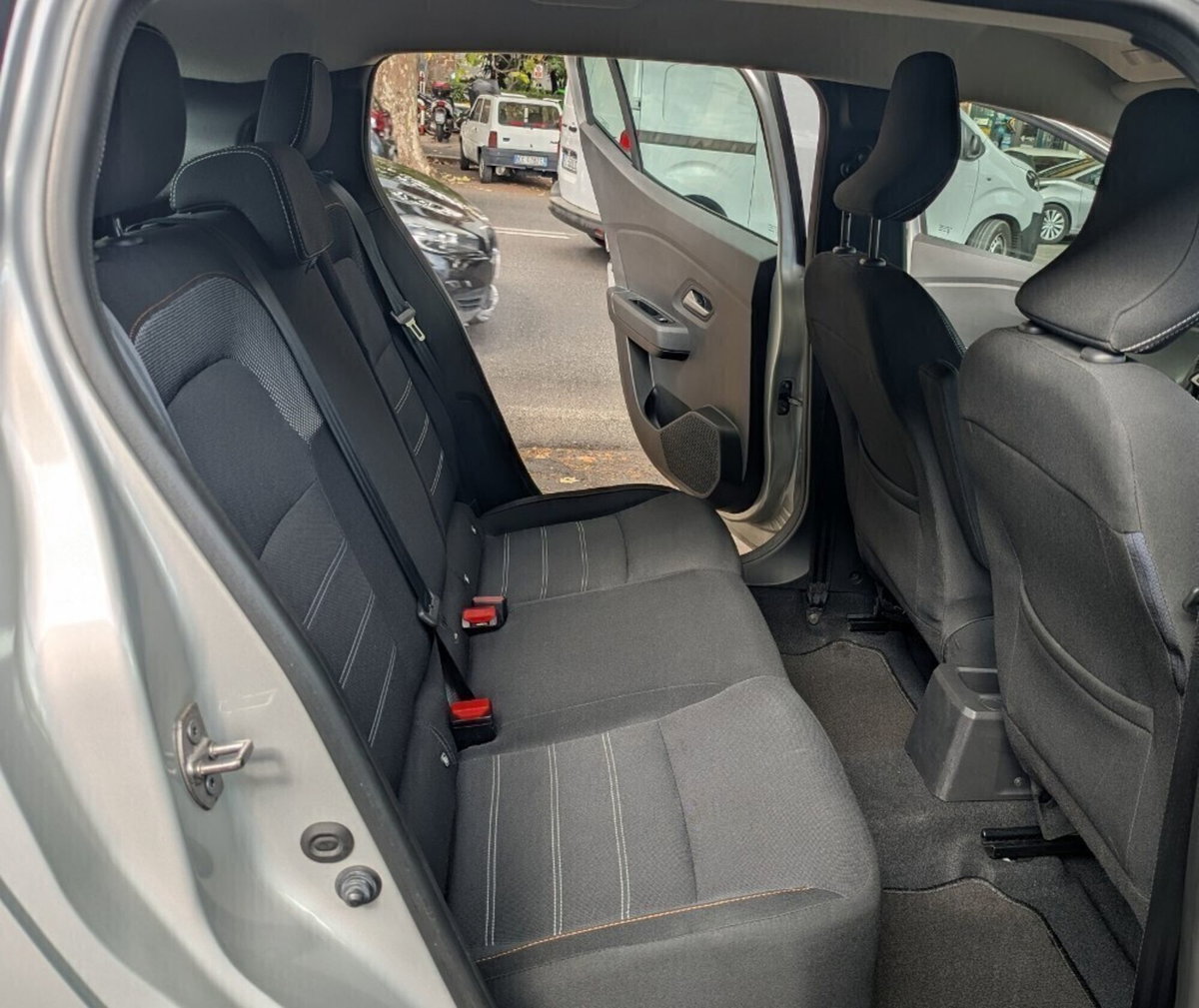Dacia Sandero Stepway 1.0 TCe ECO-G Expression UP (8)