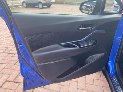 Toyota Toyota C-HR 2.0 Hybrid E-CVT Trend (10)