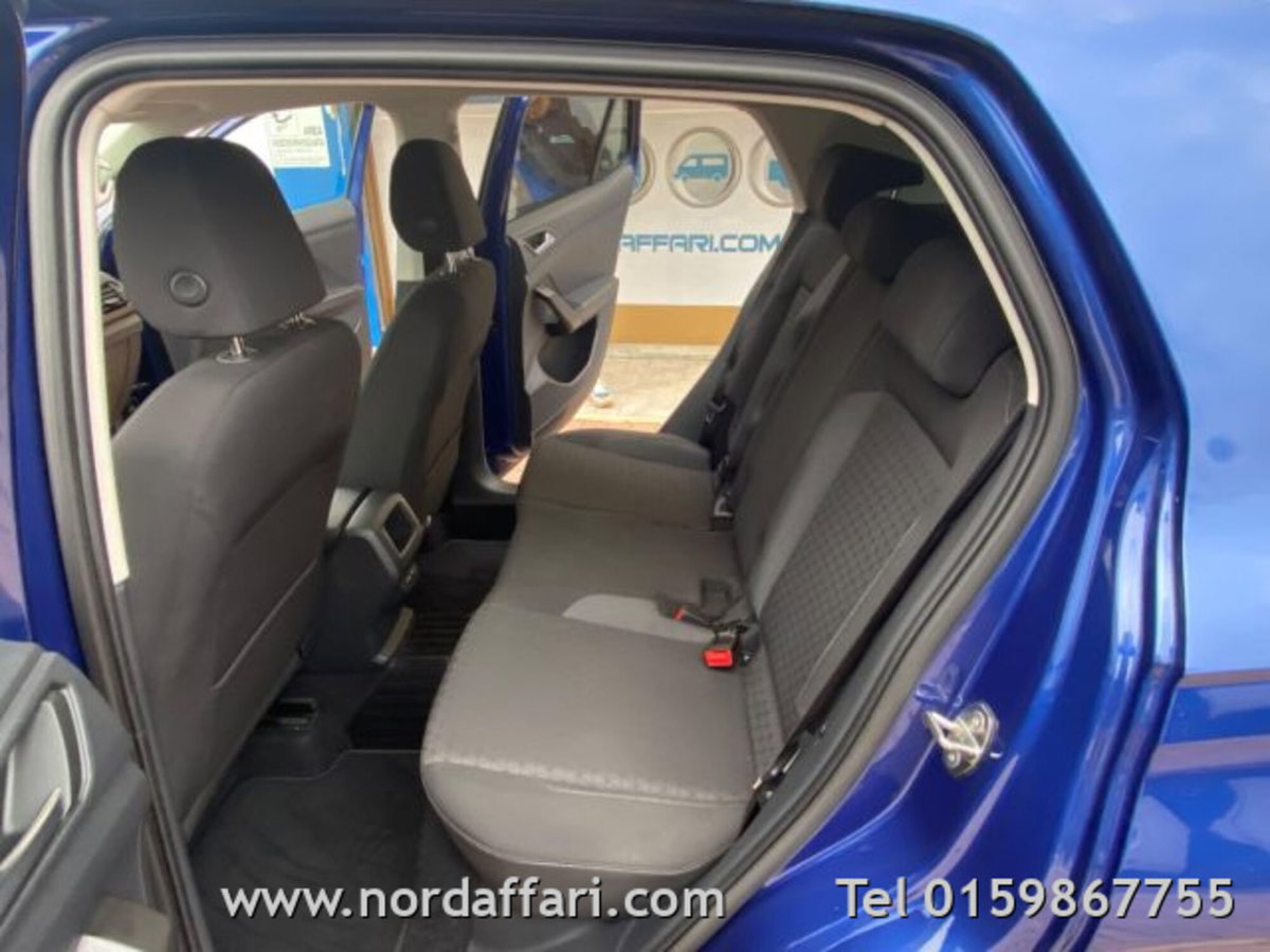 Volkswagen T-Cross 1.0 TSI 110 CV DSG Sport (12)