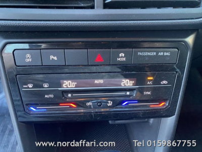 Volkswagen T-Cross 1.0 TSI 110 CV DSG Sport (17)