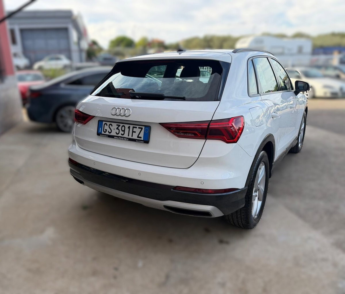 Audi Q3 Sportback 35 TDI quattro S tronic S line edition (3)