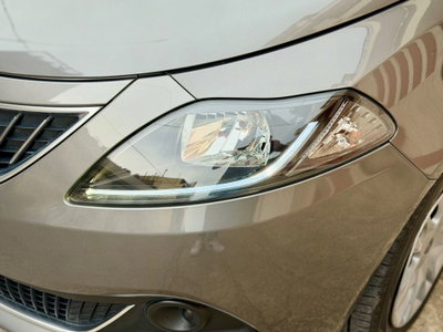 Lancia Ypsilon 1.0 FireFly 5 porte S&S Hybrid Silver Plus (7)