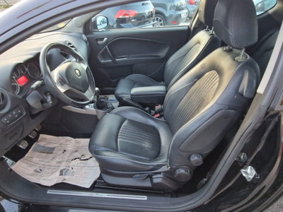 Alfa Romeo MiTo 1.3 JTDm 85 CV S&S Impression (14)