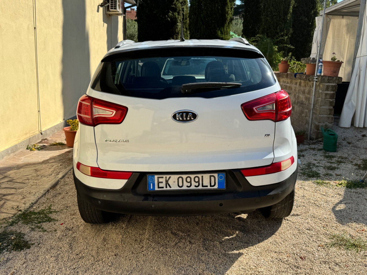 Kia Sportage 1.7 CRDI VGT 2WD Active (3)