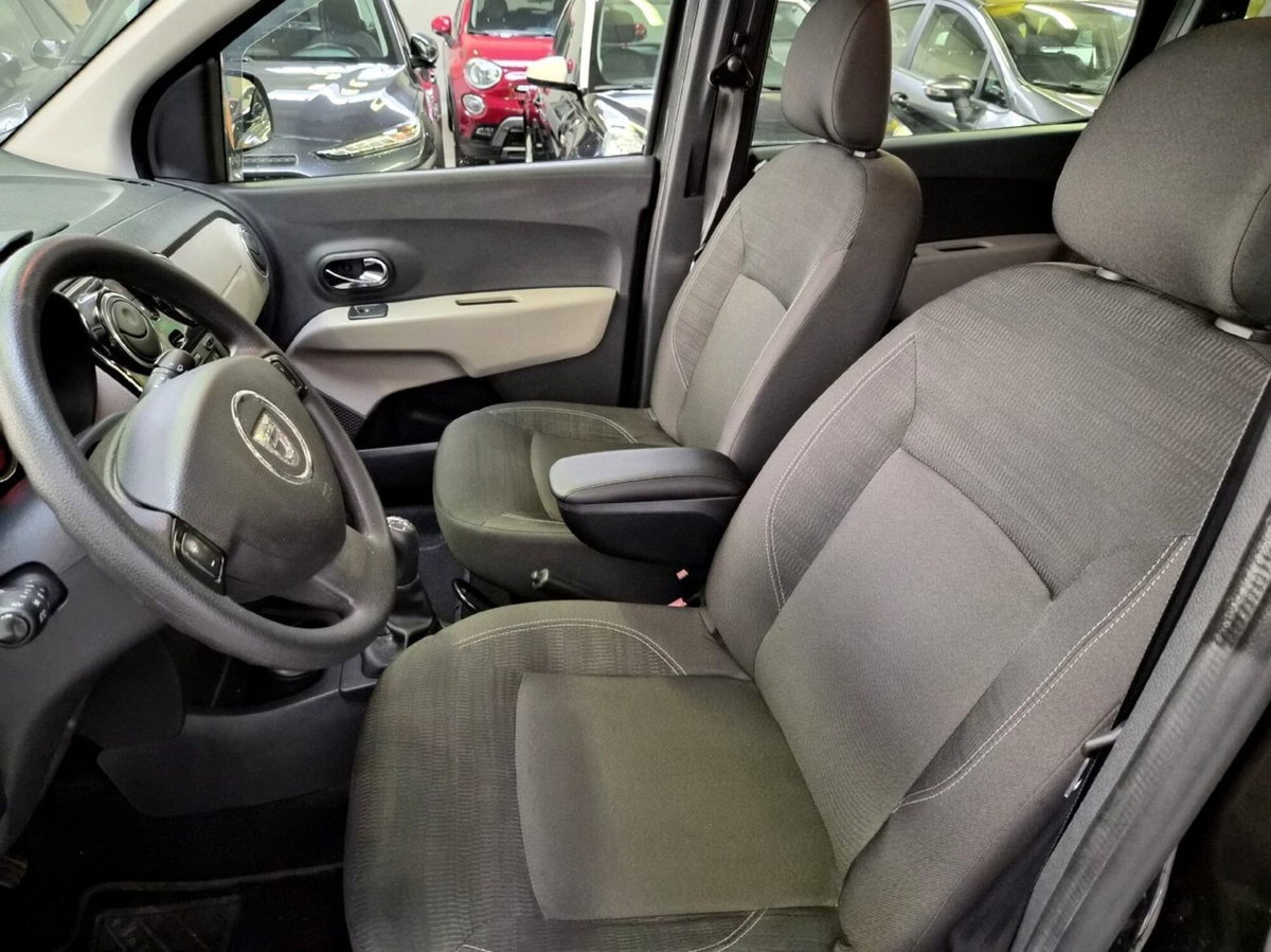 Dacia Lodgy 1.6 8V 85CV 7 posti Lauréate (11)