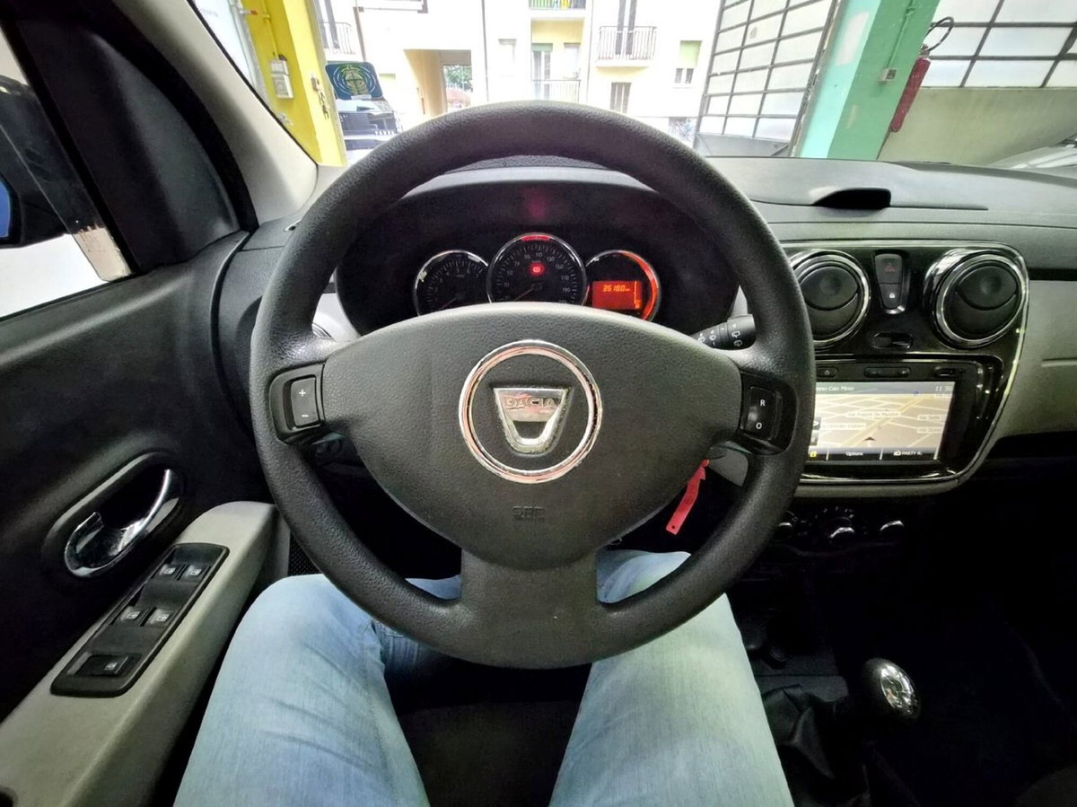 Dacia Lodgy 1.6 8V 85CV 7 posti Lauréate (17)