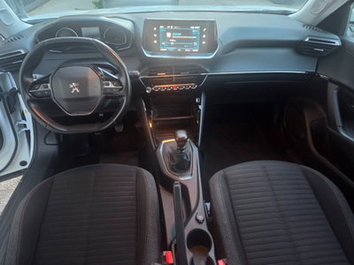 Peugeot 2008 100 S&S Allure (10)