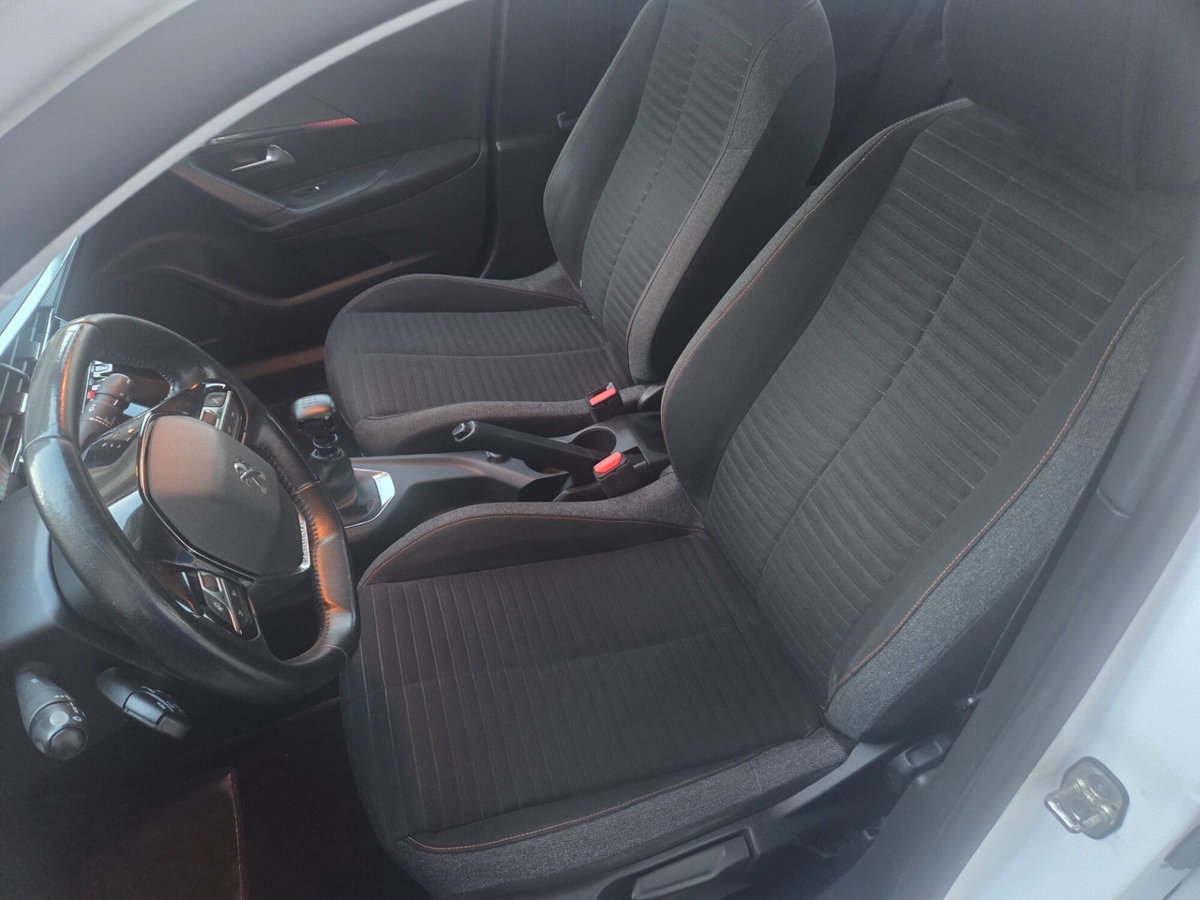 Peugeot 2008 100 S&S Allure (12)
