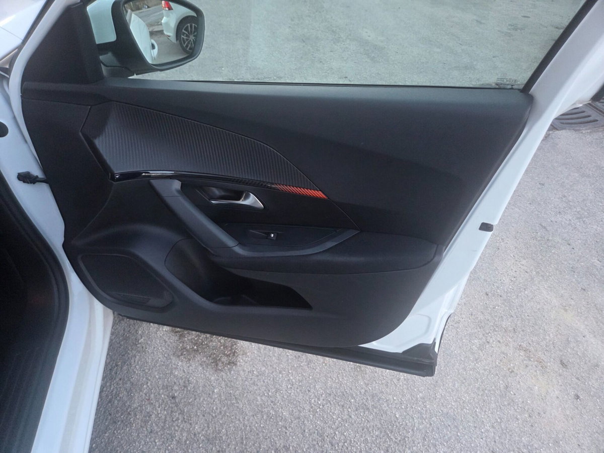 Peugeot 2008 100 S&S Allure (20)