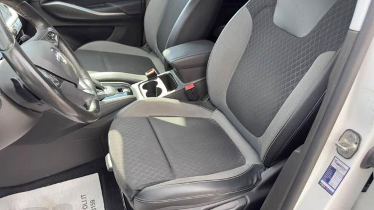 Opel Grandland 1.5 diesel Ecotec aut. GS Line (17)