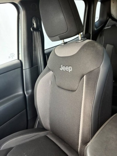 Jeep Renegade 1.6 Mjt 130 CV Limited (11)