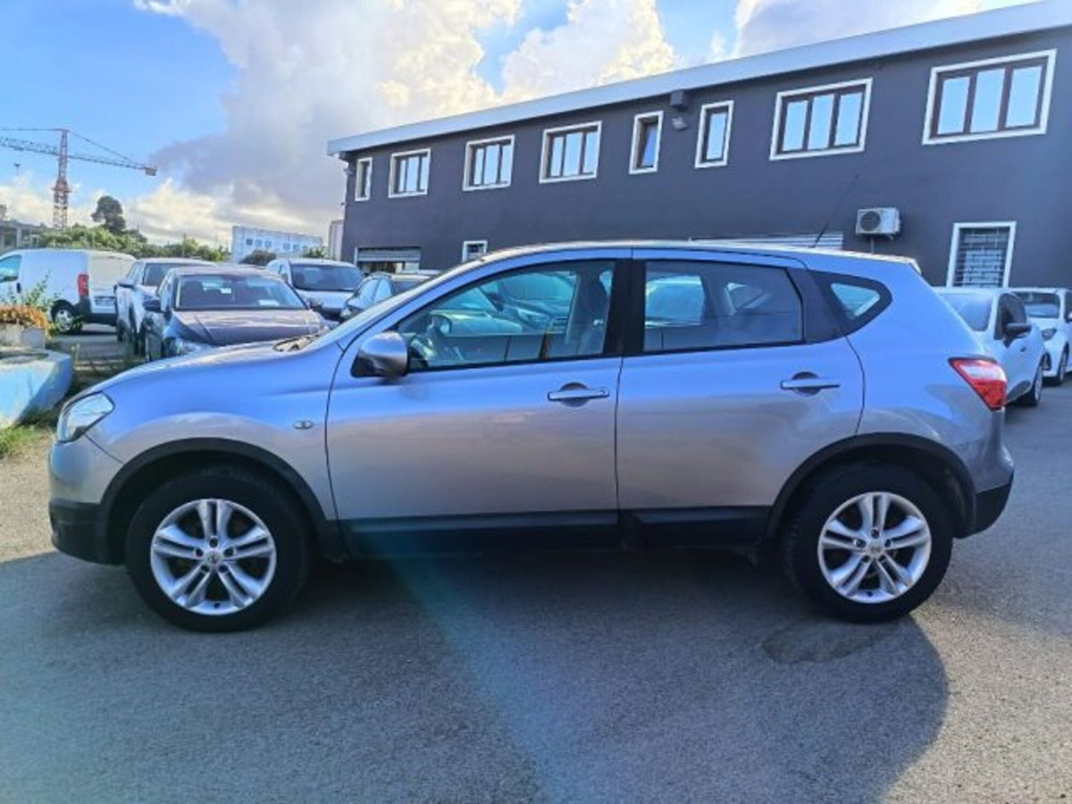 Nissan Qashqai 1.5 dCi DPF Tekna (4)