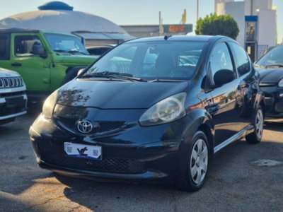 Toyota Aygo 1.0 12V VVT-i 5 porte Sol usata