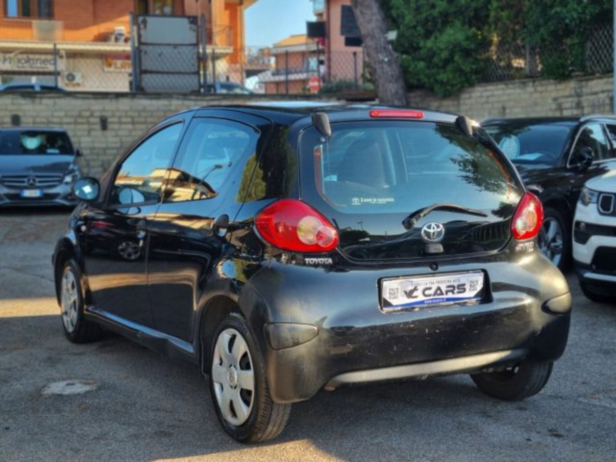 Toyota Aygo 1.0 12V VVT-i 5 porte Sol (6)