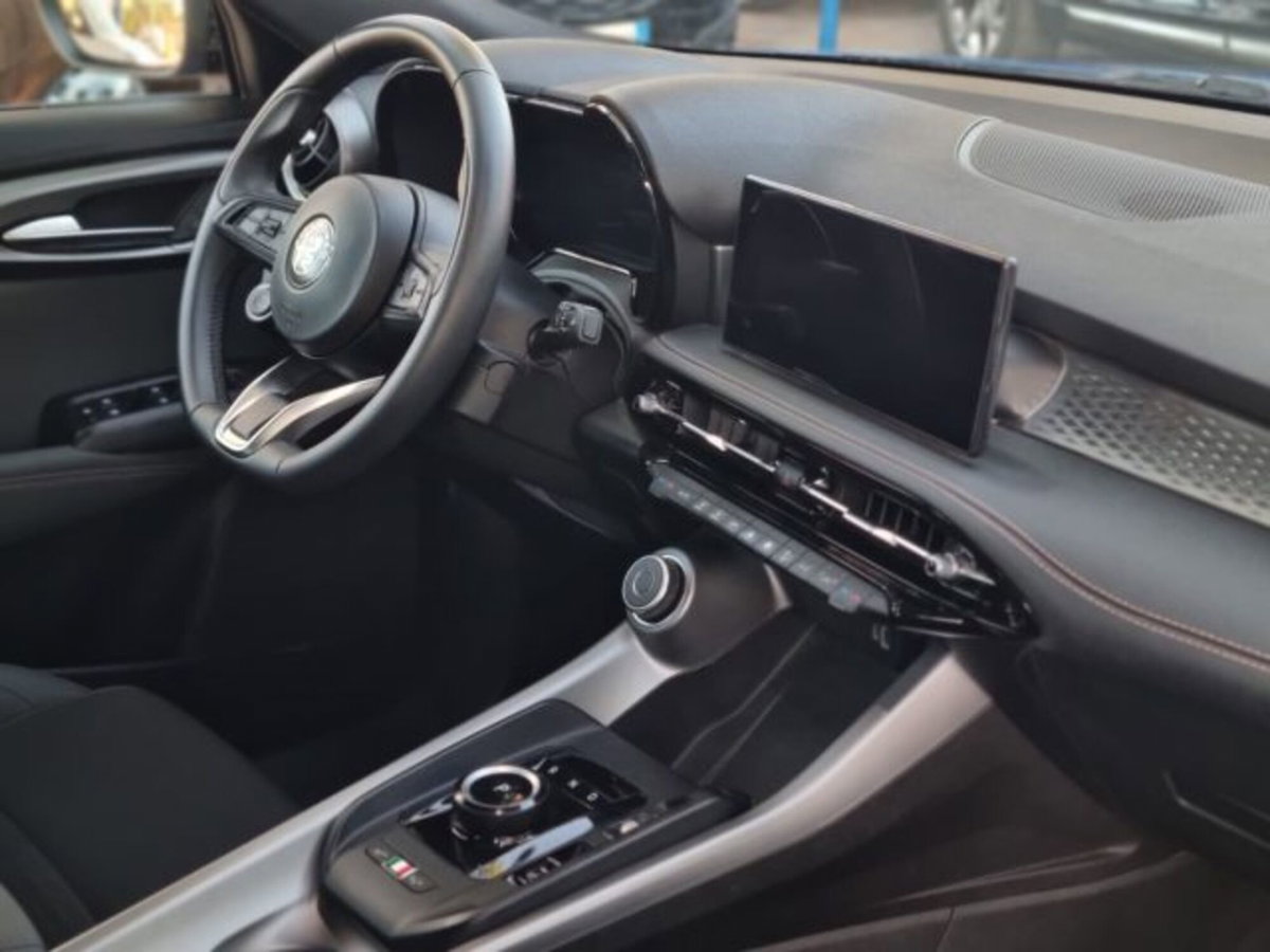 Alfa Romeo Tonale 1.6 Sprint 130cv tct6 (14)