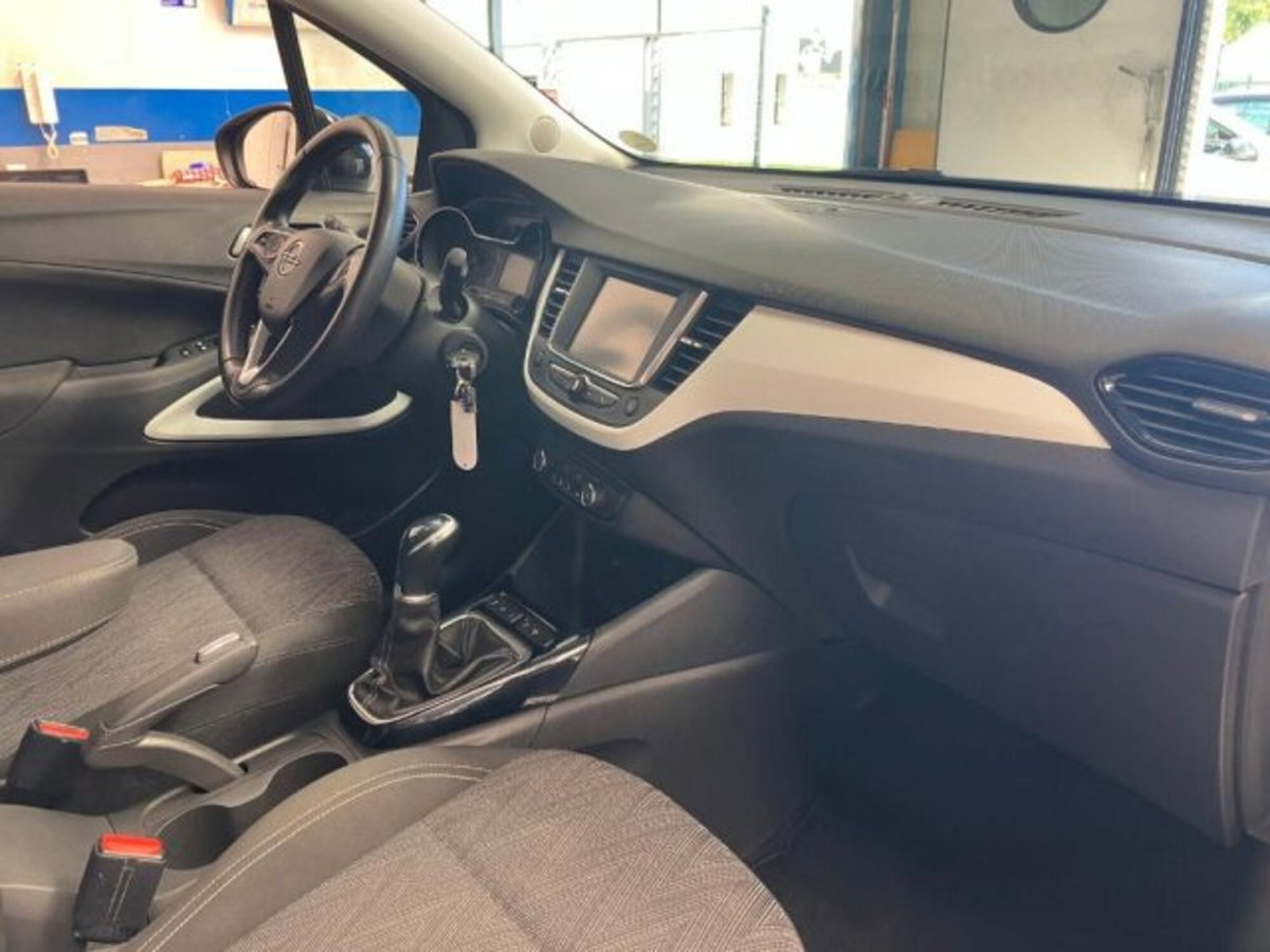 Opel Crossland X 1.2 12V Innovation (10)