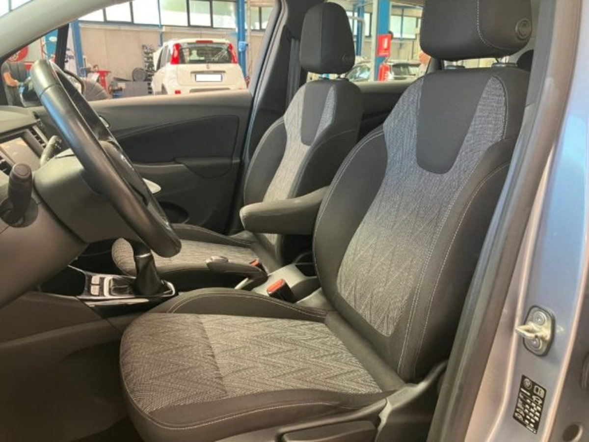 Opel Crossland X 1.2 12V Innovation (12)