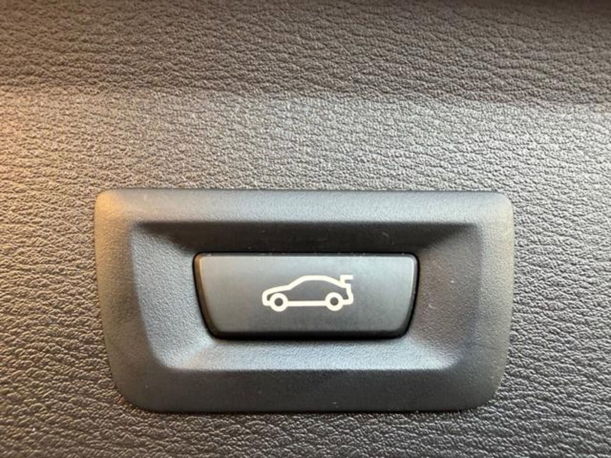 BMW X1 sdrive18d MSport auto (8)