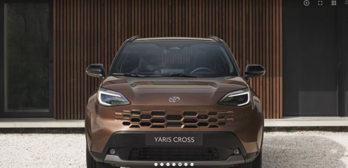 Toyota Yaris Cross fwd 130cv e-cvt (6)