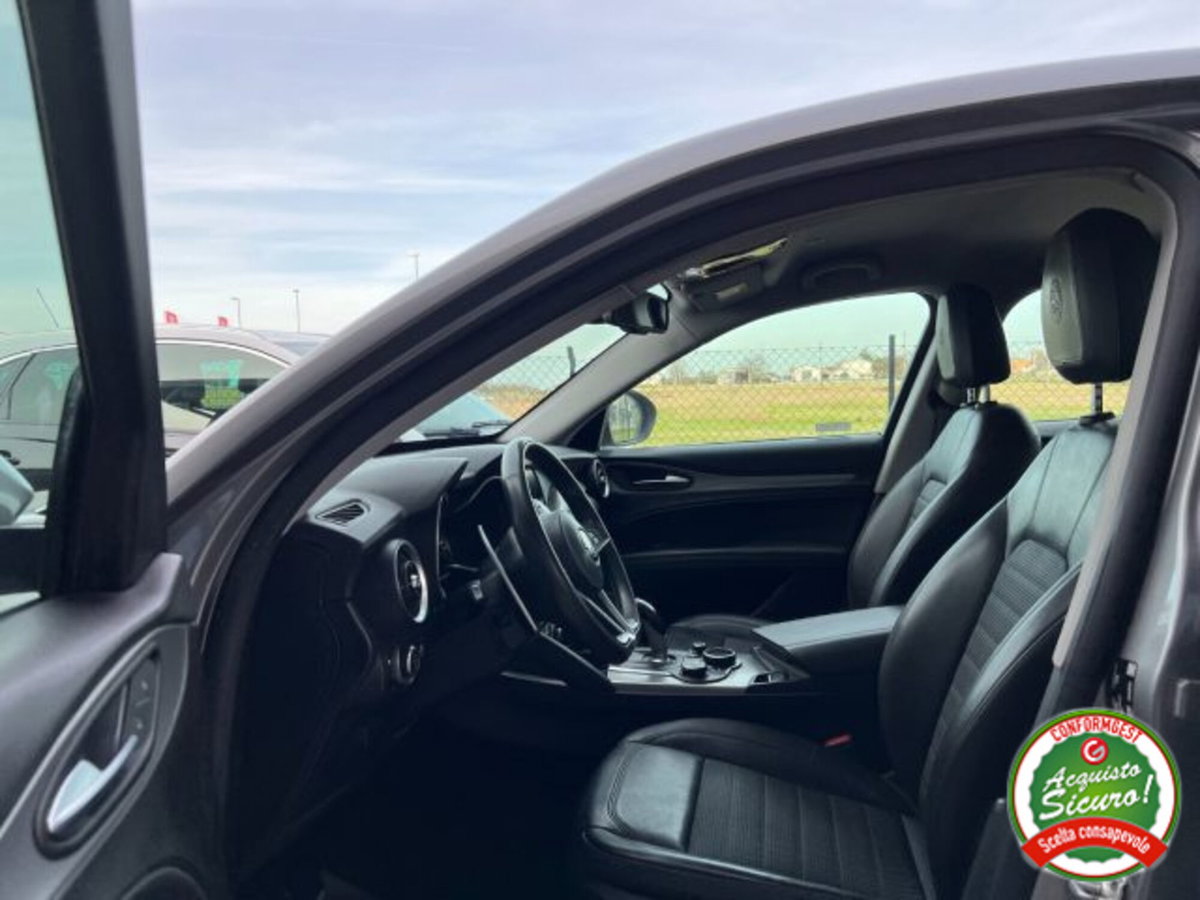Alfa Romeo Stelvio Stelvio 2.2 Turbodiesel 210 CV AT8 Q4 Executive (10)