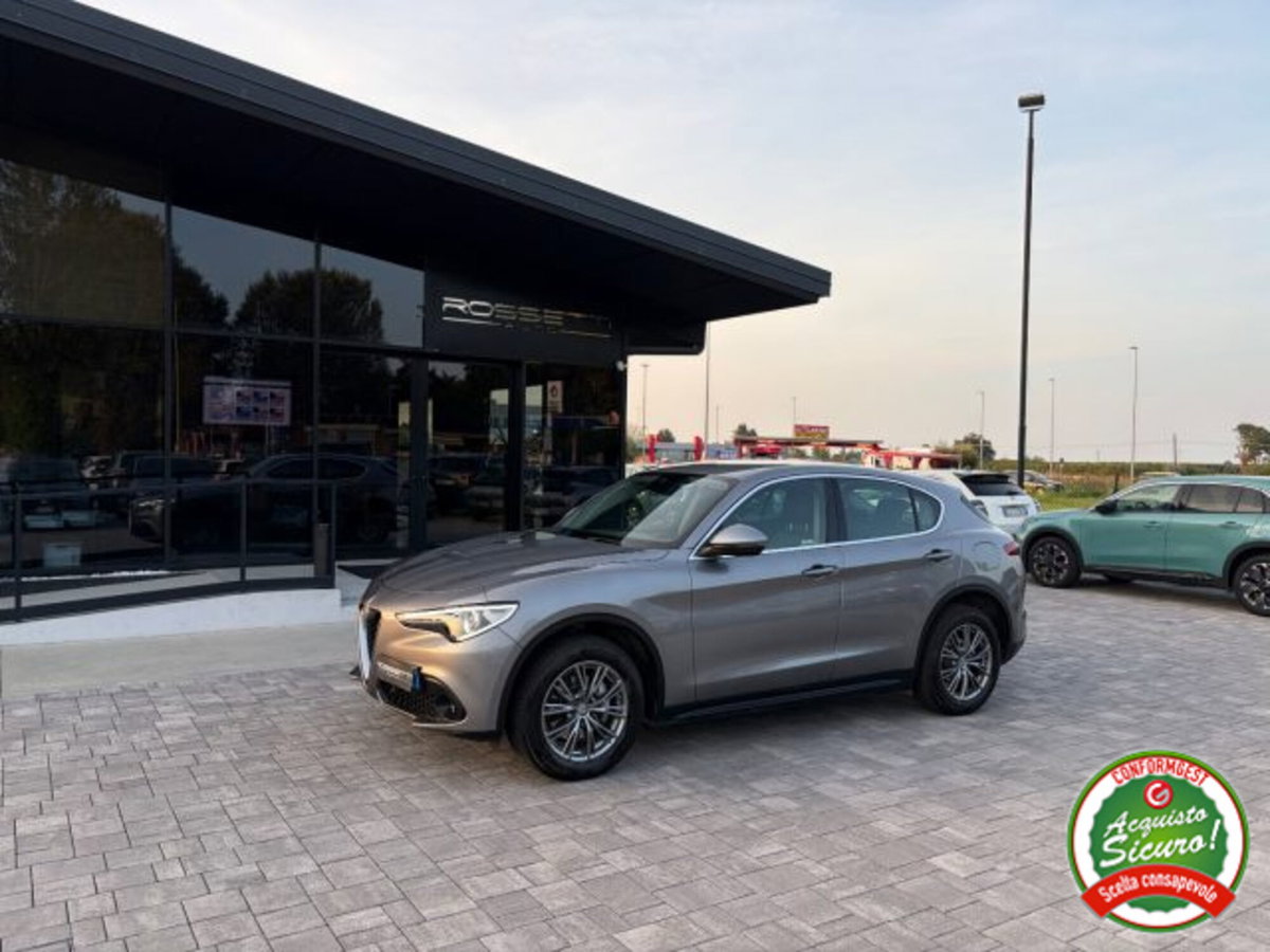Alfa Romeo Stelvio Stelvio 2.2 Turbodiesel 210 CV AT8 Q4 Executive (2)