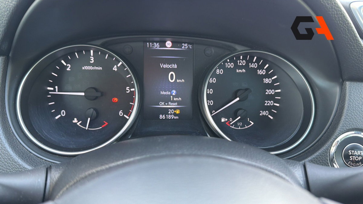 Nissan Qashqai 1.5 dCi 115 CV DCT N-Connecta (10)