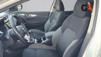 Nissan Qashqai 1.5 dCi 115 CV DCT N-Connecta (11)