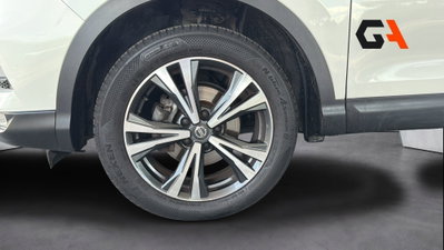 Nissan Qashqai 1.5 dCi 115 CV DCT N-Connecta (18)