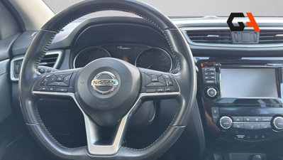 Nissan Qashqai 1.5 dCi 115 CV DCT N-Connecta (9)