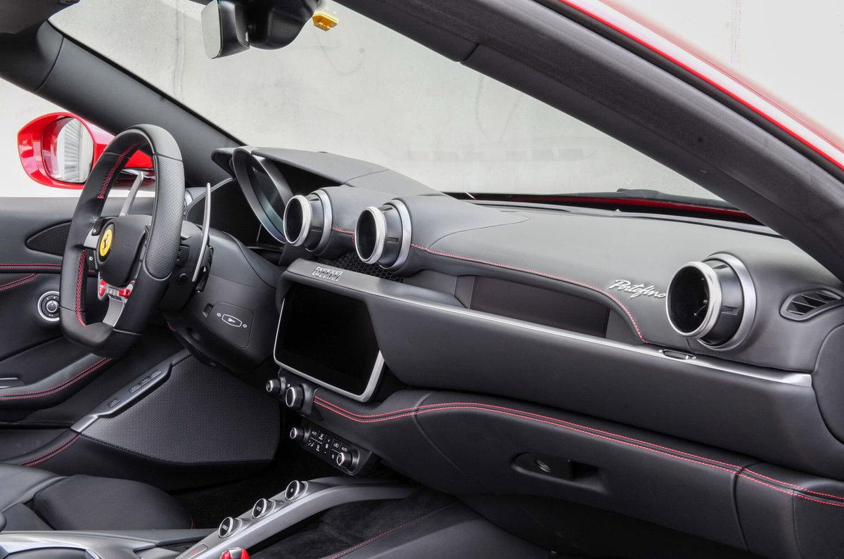 Ferrari Portofino Spider Portofino (12)