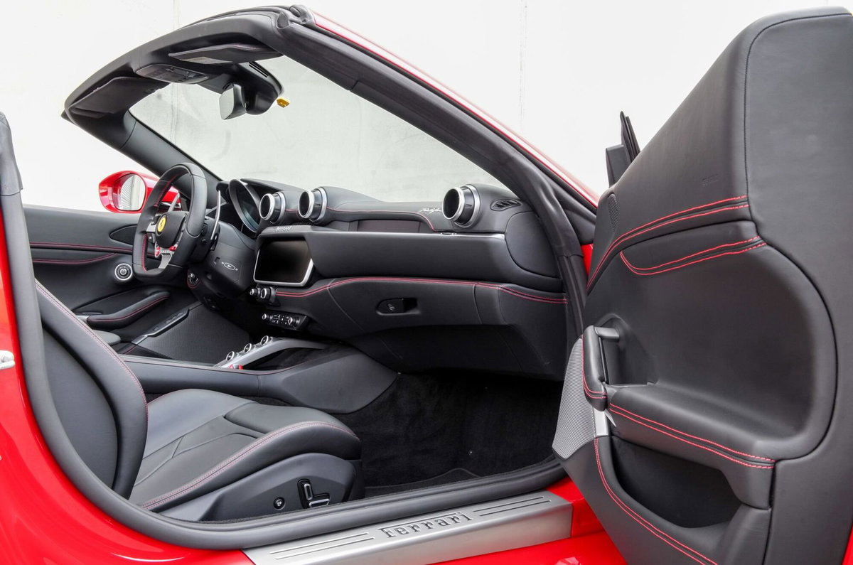 Ferrari Portofino Spider Portofino (8)
