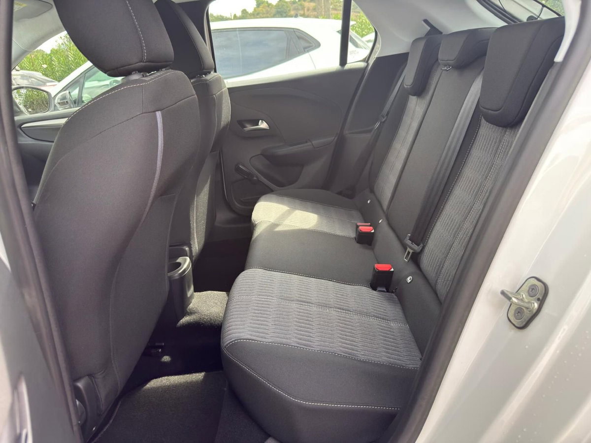 Opel Corsa 1.5 D 100 CV Edition (13)