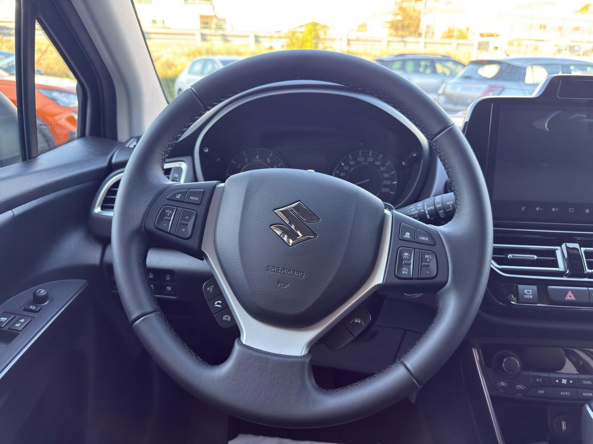 Suzuki S-Cross 1.4h Top 2wd 110cv (8)