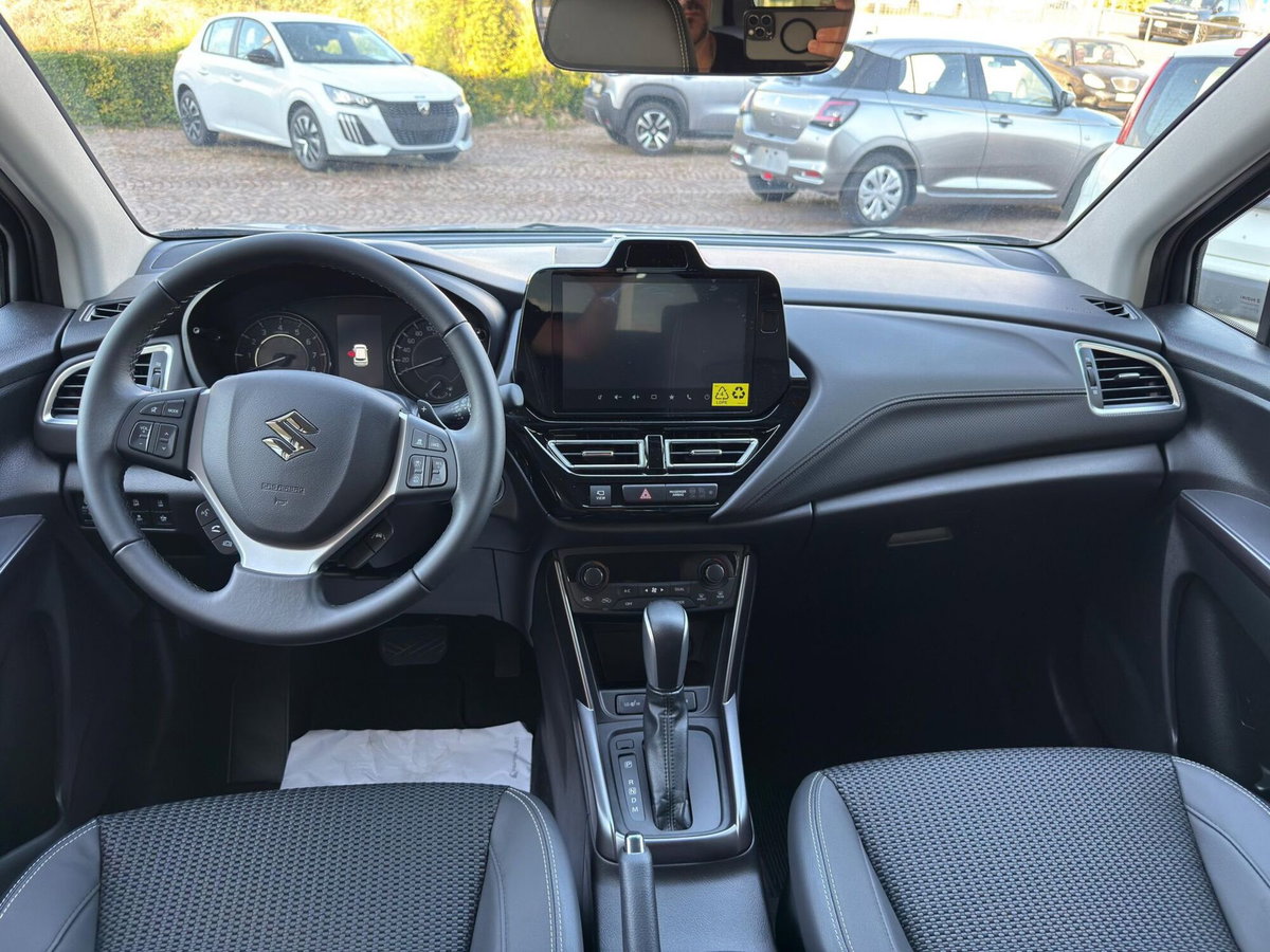 Suzuki S-Cross 1.4h Top 2wd 110cv (9)