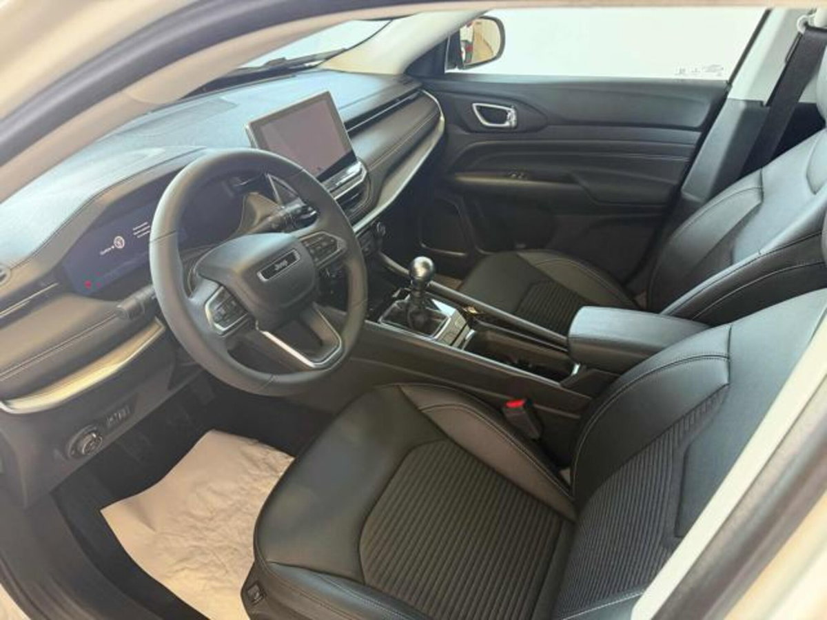 Jeep Compass 1.3 Turbo T4 2WD Limited (10)