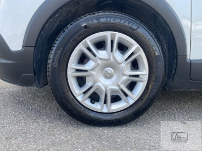 Opel Crossland X 1.2 12V Advance (8)