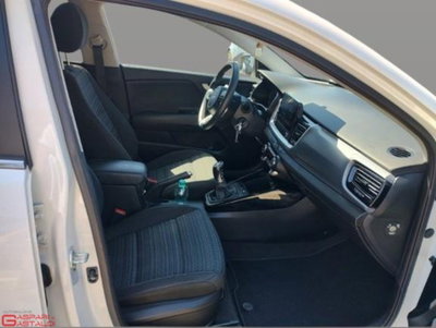 Kia Stonic 1.0 t-gdi Style (11)