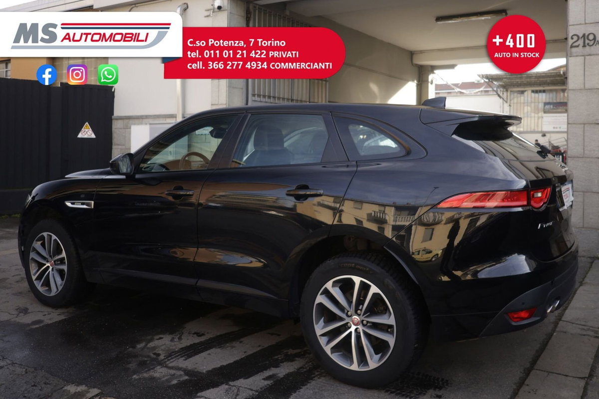 Jaguar F-Pace 2.0 D 180 CV AWD R-Sport (15)