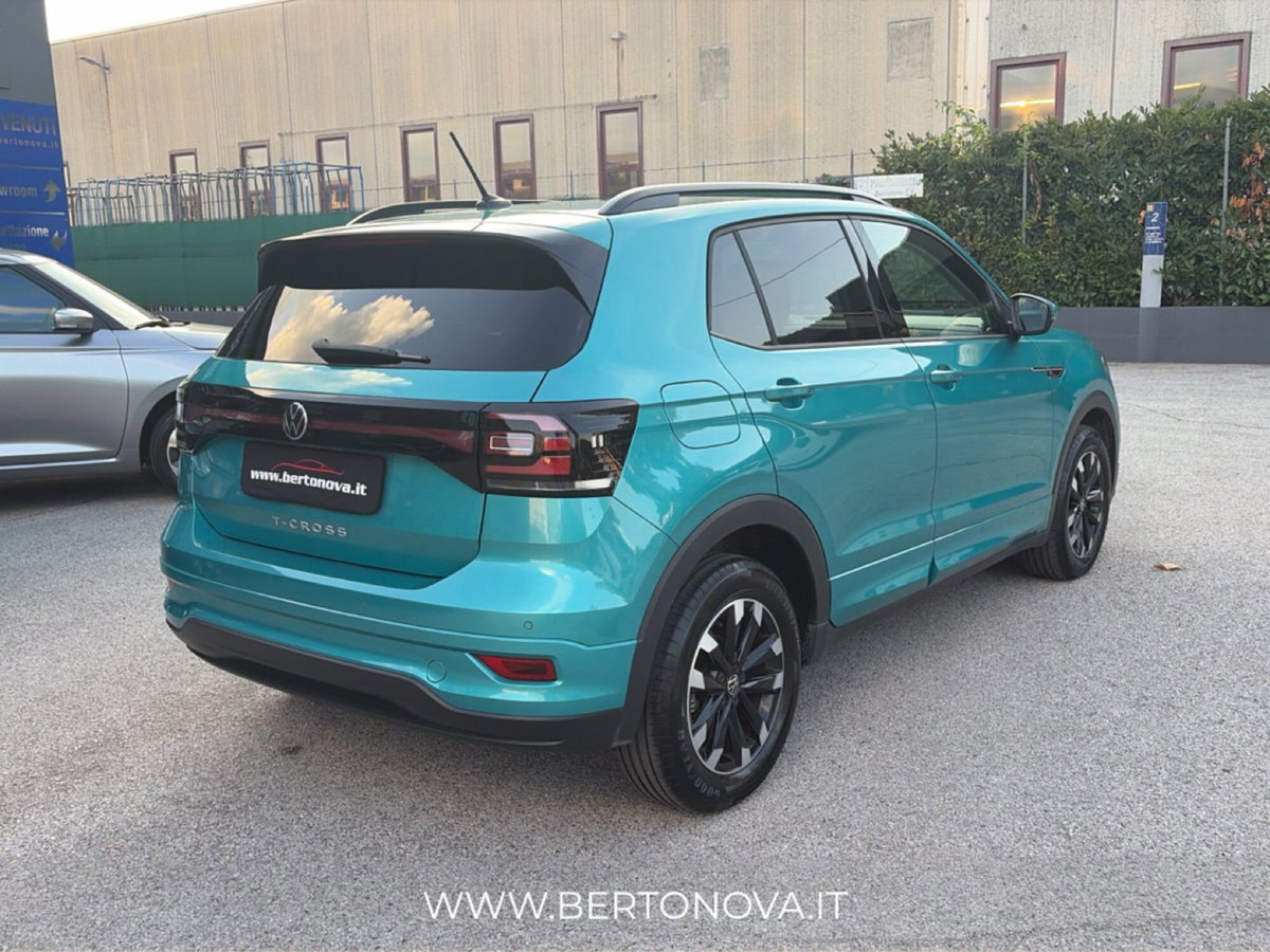 Volkswagen T-Cross 1.0 TSI 110 CV Sport (10)