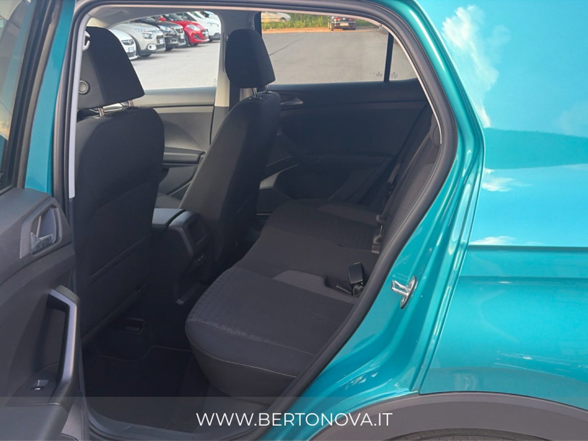 Volkswagen T-Cross 1.0 TSI 110 CV Sport (12)
