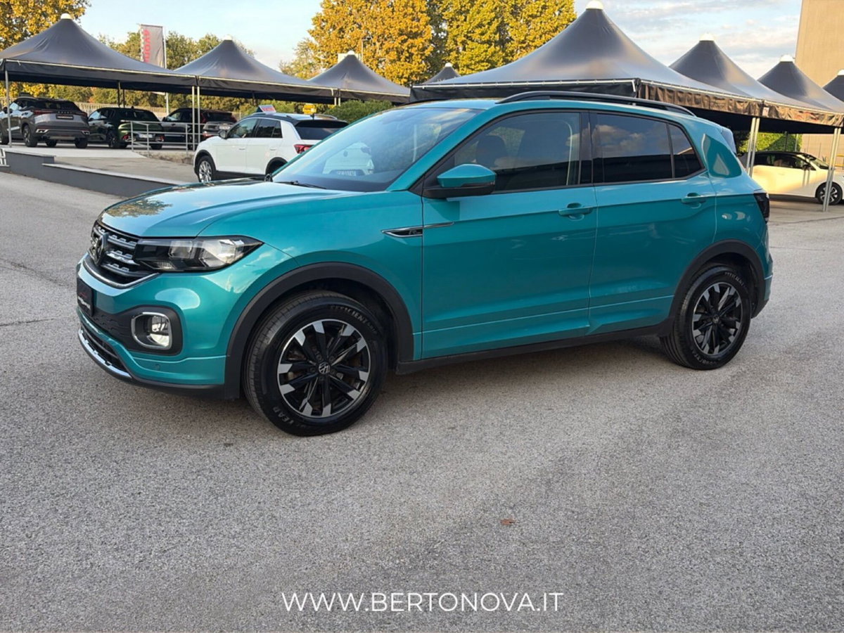 Volkswagen T-Cross 1.0 TSI 110 CV Sport (2)