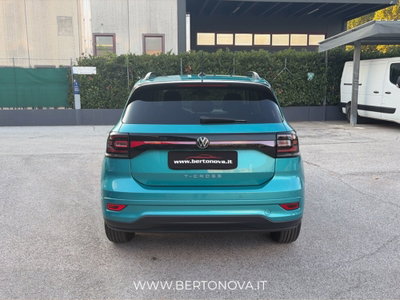 Volkswagen T-Cross 1.0 TSI 110 CV Sport (4)