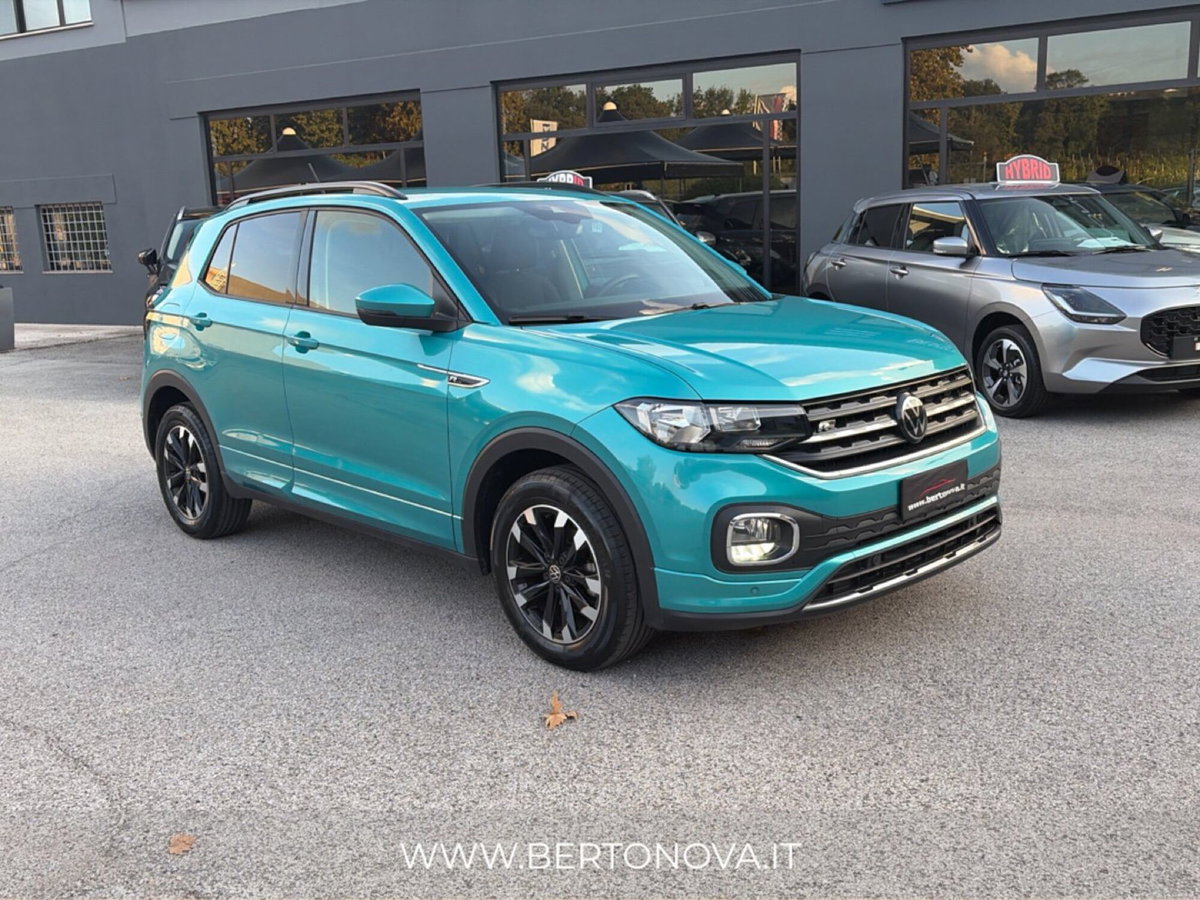 Volkswagen T-Cross 1.0 TSI 110 CV Sport (6)
