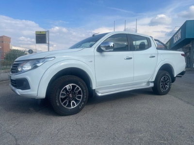 Mitsubishi L200 2.4 DI-D/181CV Club Cab Intense Hp Mivec usato