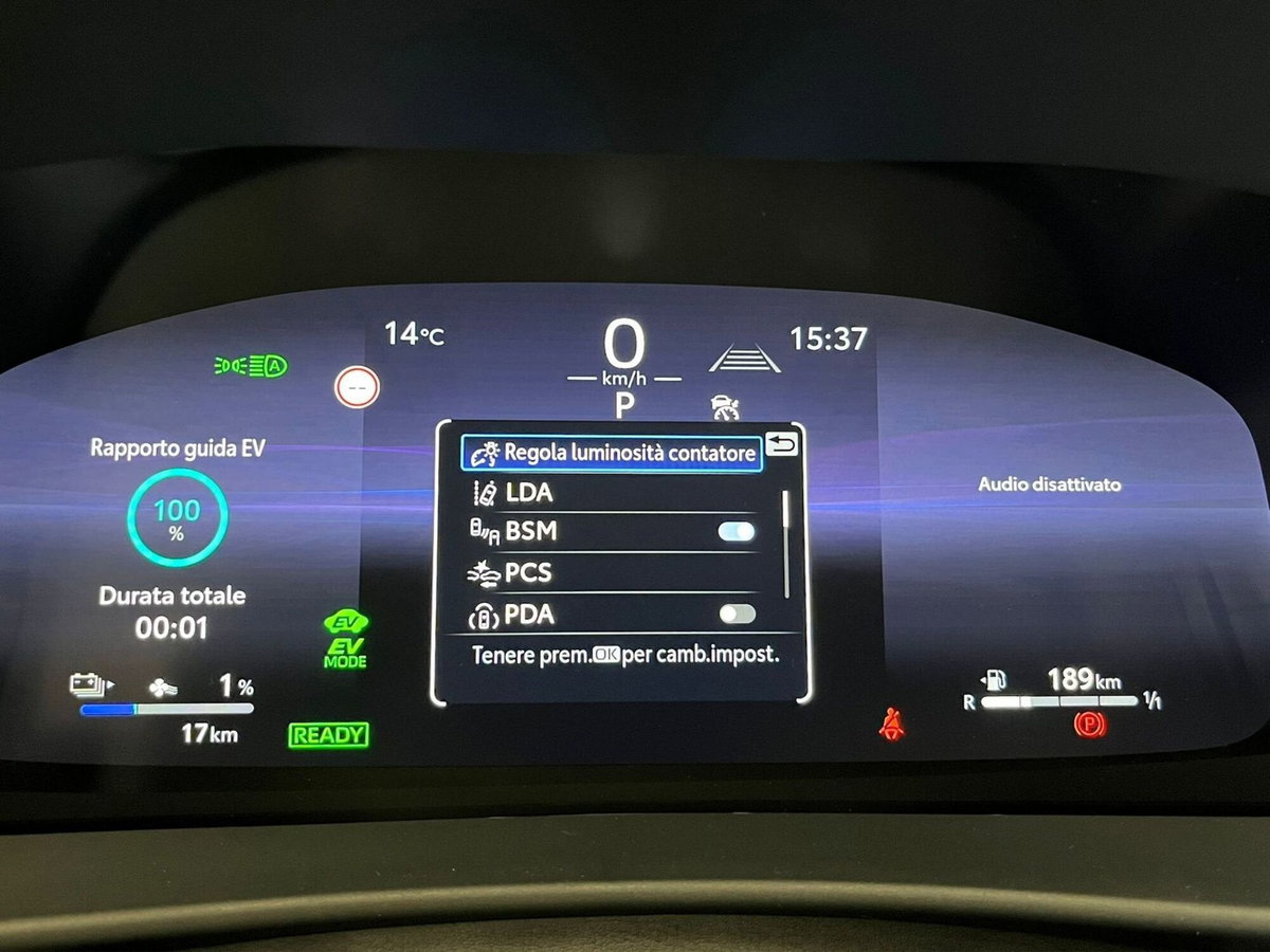Toyota Toyota C-HR 2.0 phev Trend fwd e-cvt (12)