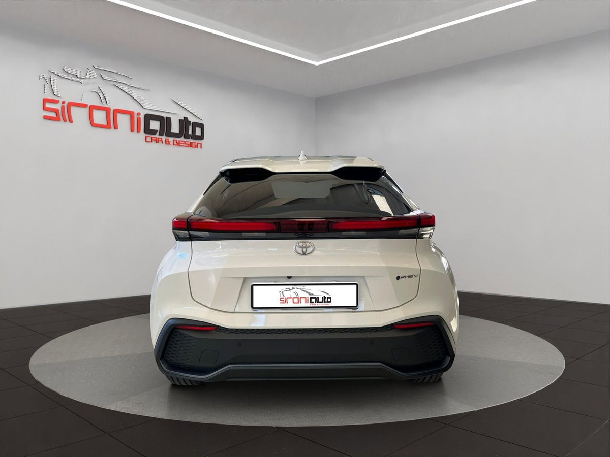 Toyota Toyota C-HR 2.0 phev Trend fwd e-cvt (5)