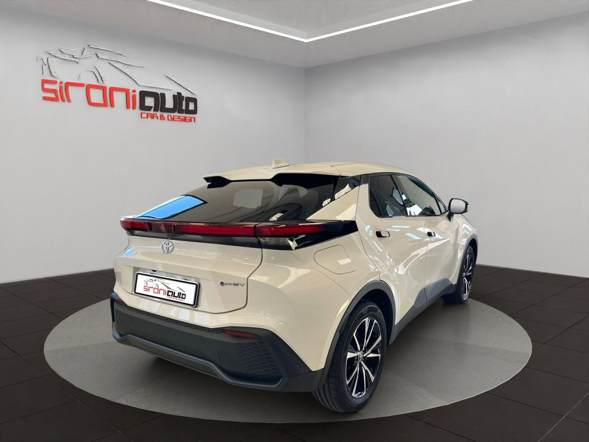 Toyota Toyota C-HR 2.0 phev Trend fwd e-cvt (8)