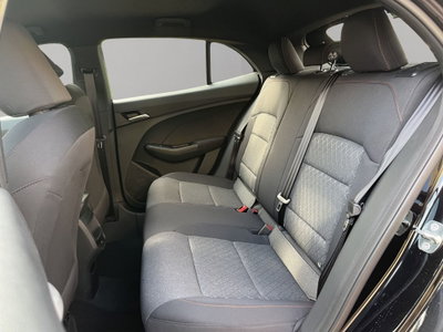 Mg MG3 1.5 hybrid+ Standard auto (12)