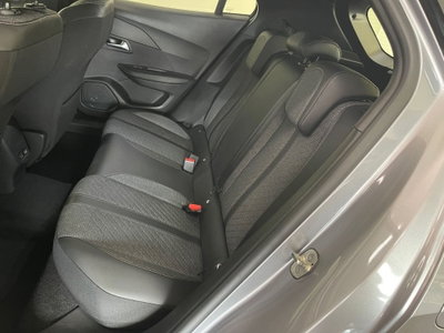 Peugeot 2008 1.2 turbo Allure 100cv (10)